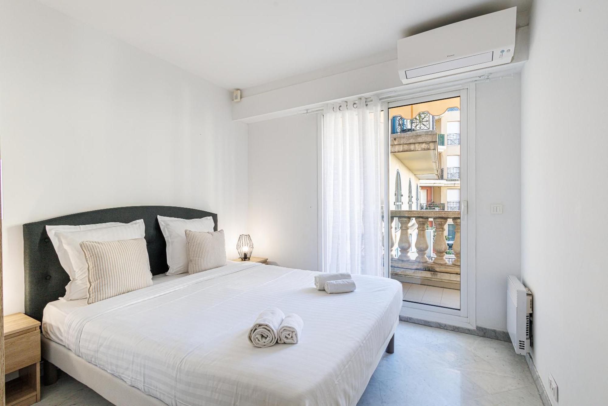 Le Victoria, Elegant T2 Au Bord Des Plages, Piscine, Sauna Ментона Экстерьер фото